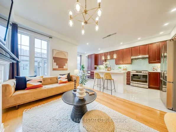 125 Yale Ln, Markham, ON L6B 1G5