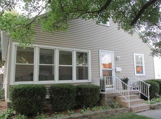 1526 W Lombard St, Davenport, IA 52804