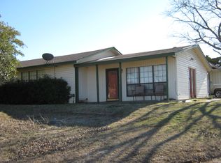 178 Reaves Rd, Bowie, TX 76230