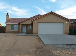 7124 Bay Ave, California City, CA 93505