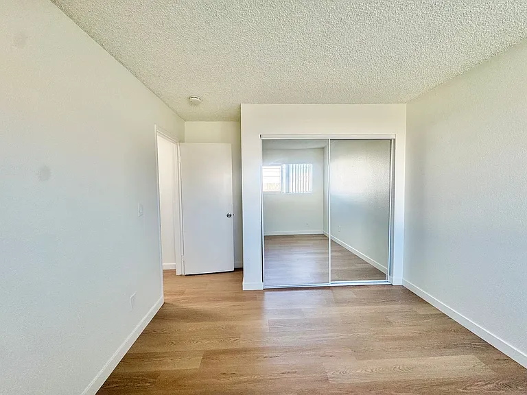 Westpark Apartments — Photo 16