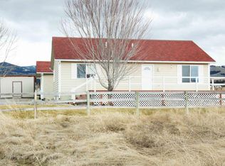 3288 New Hope Ln, Stevensville, MT 59870
