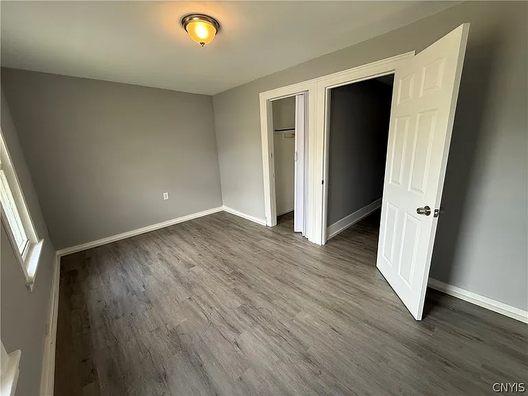 116 Alice Ave — Photo 17