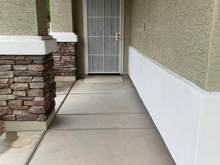 3040 W Cavalry Dr — Photo 2