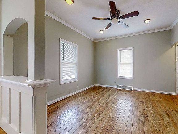 4th image of 6031 Woolworth Ave
