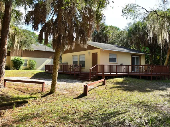 8200 Ibis St, Sarasota, FL