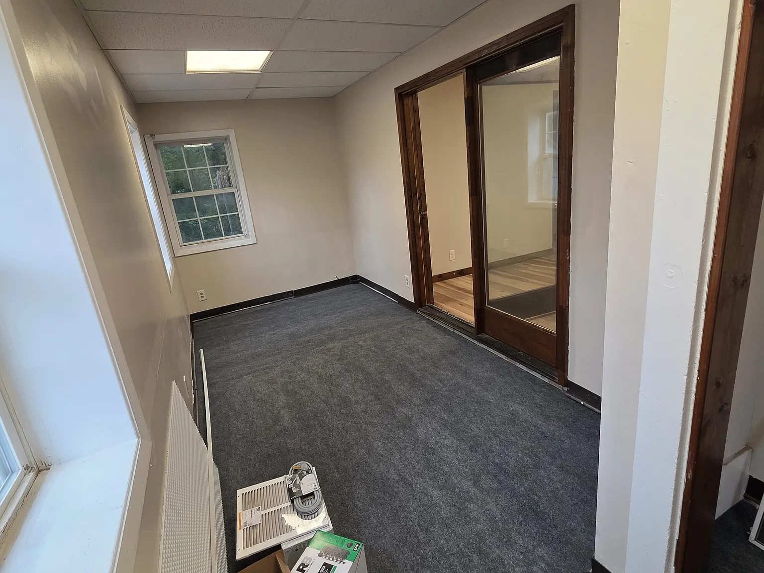 320 Plum St — Photo 3