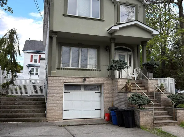 3 Terrace Ave, Staten Island, NY 10309