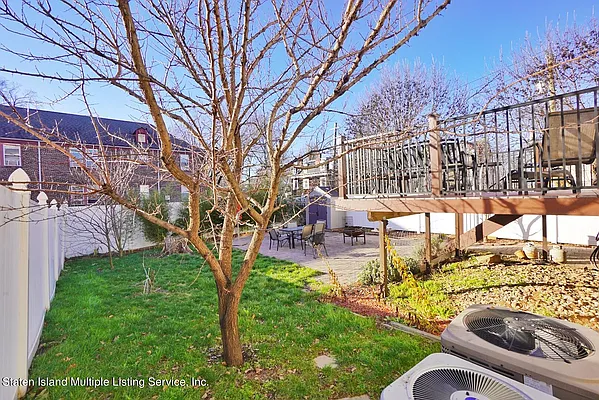 Sold by Remax Edge | media 57