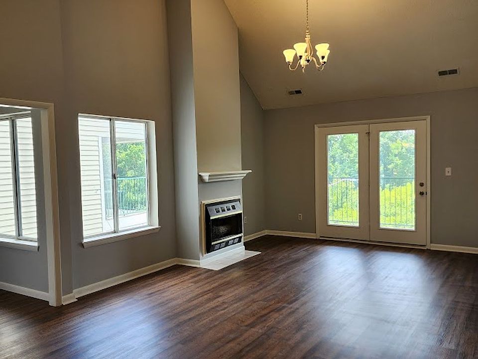 1st image of 3392 Galleria Dr Unit 21