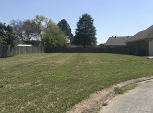 214 Ravine Run Dr, Lafayette, LA 70506