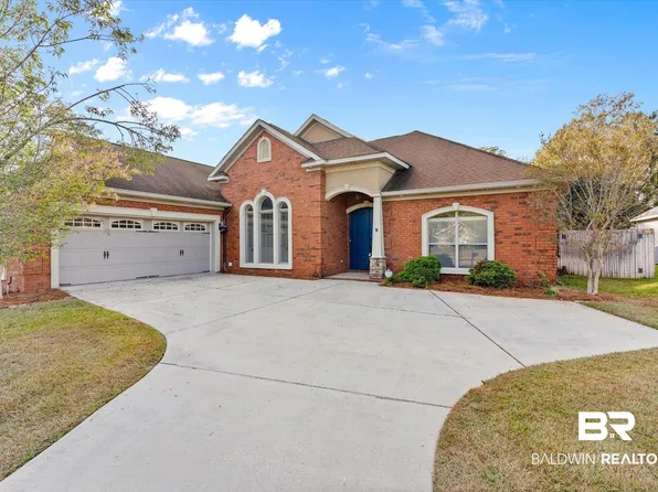 3176 McRae Dr, Mobile, AL 36695