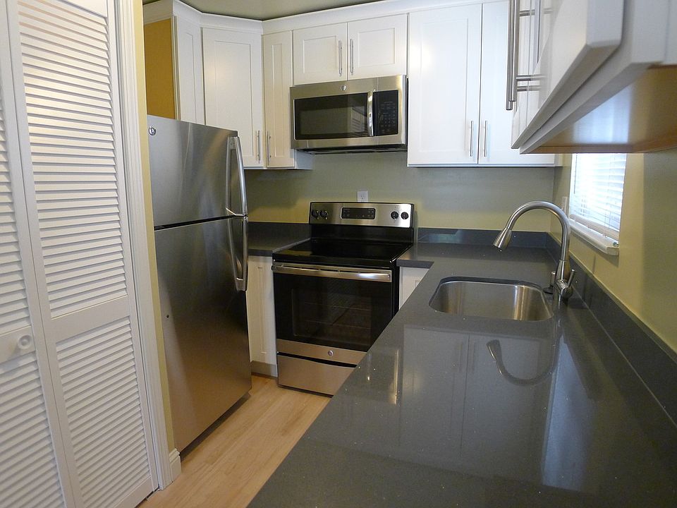 1128 1130 Bancroft Apartment Rentals Berkeley, CA Zillow