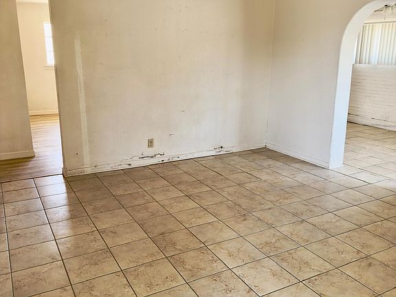 5th image of 1501 Prairie Dr