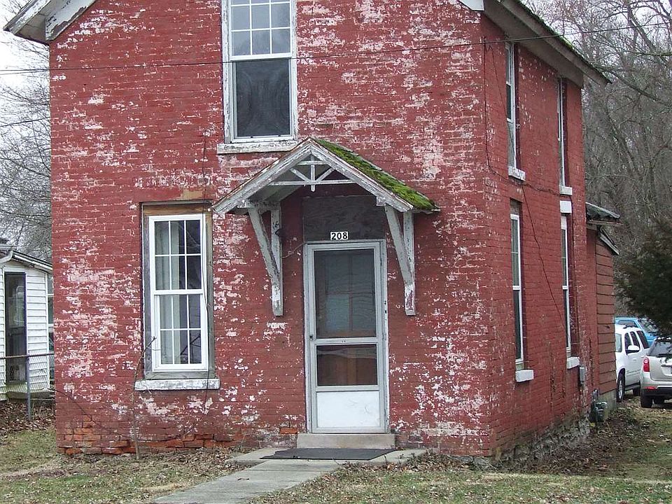1st image of 208 S Lafontaine St
