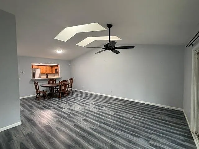 2360 Ironstone Dr E — Photo 10