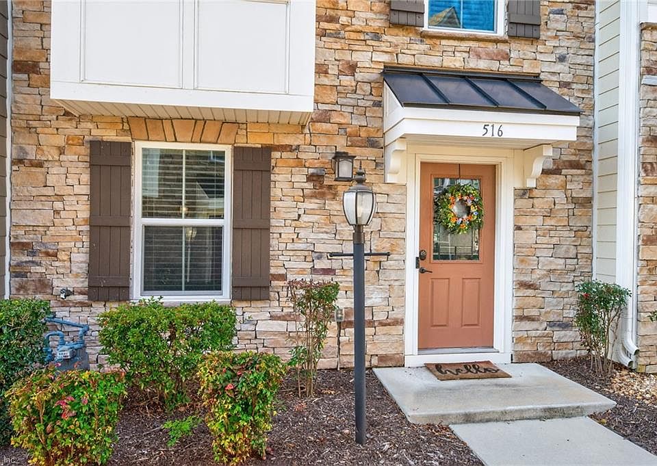 1st image of 516 Clara Ln
