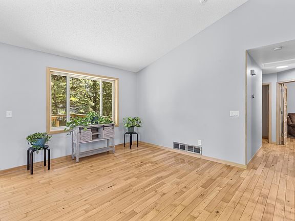 5th image of 1192 97th Ln NE