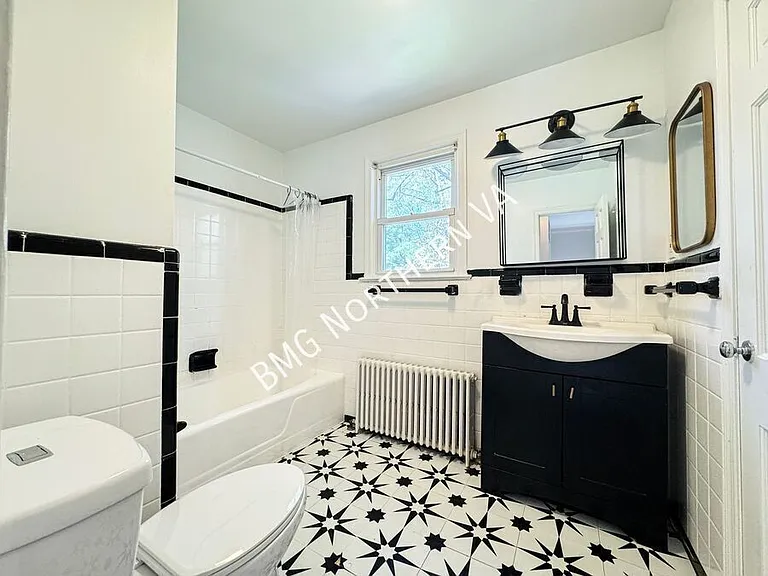 6600 Braddock Rd — Photo 20