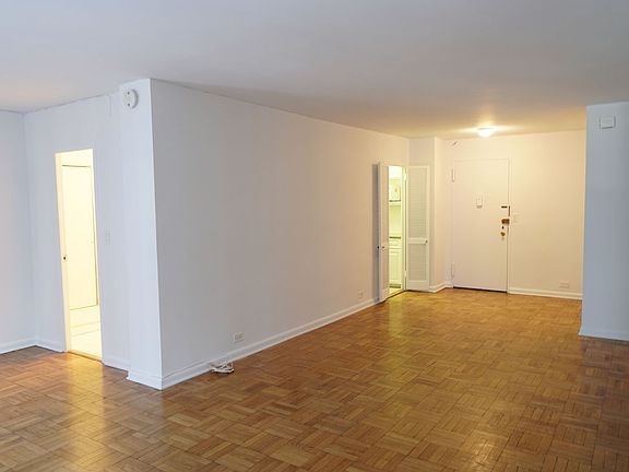 4th image of 77 W 55th St APT 10C
