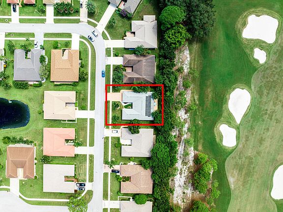 3rd image of 10427 Greentrail Drive N