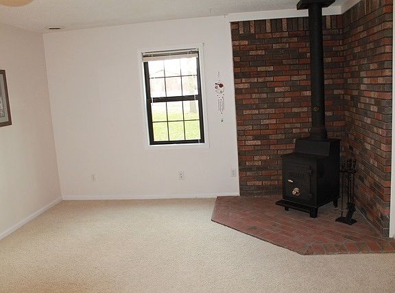 4th image of 5075 Nace Ln