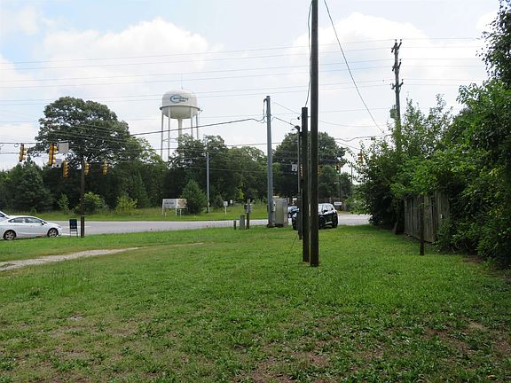 4th image of 4599 Parris Bridge Rd