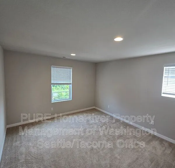 11618 SE 197th Pl — Photo 58