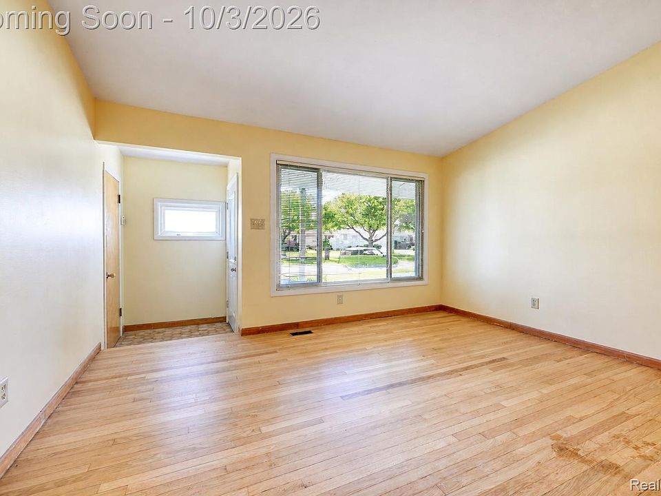 15310 Oak Park Blvd, photo 10