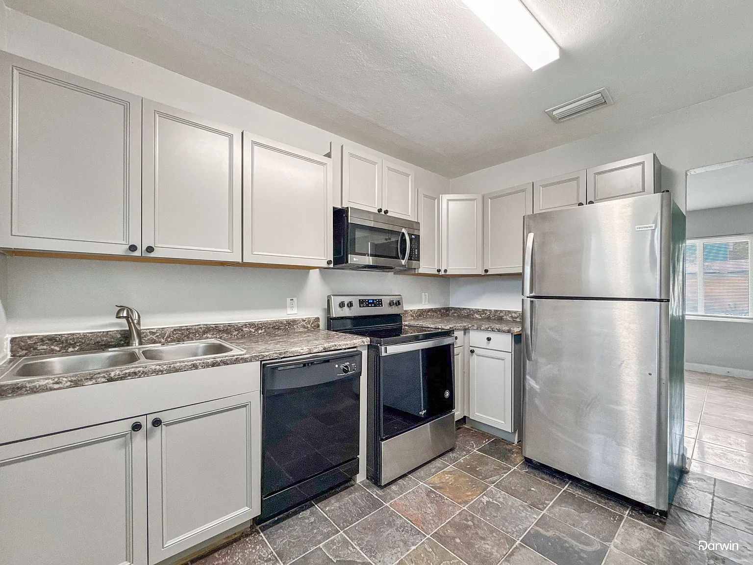 2 bed, 1.0 bath, 1020 sqft, $1,440 — Photo 4