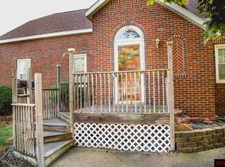 307 N Spring Ave, Springfield, MN 56087