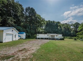 384 Glade Run Rd, Kittanning, PA 16201