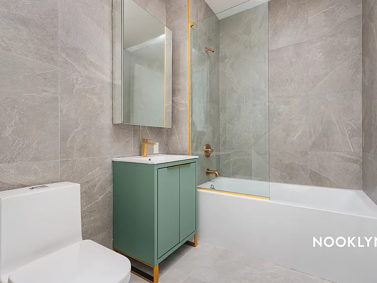 27-16 21st St #5L — Photo 35