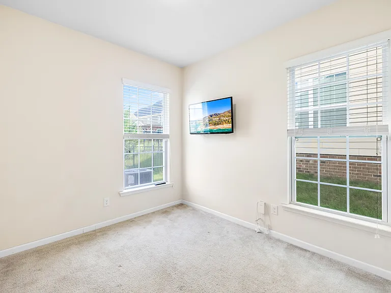 10697 Sky Chase Ave NW — Photo 23