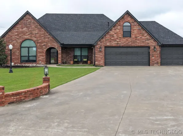 5804 E 147th St N, Collinsville, OK 74021