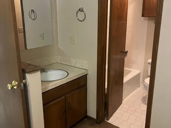 Park Place Apartments, 1523 W University Ave #C07436b84, Stillwater, OK 74074