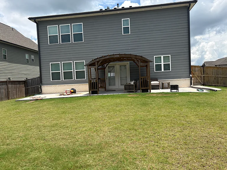 Spruce Way SW — Photo 7