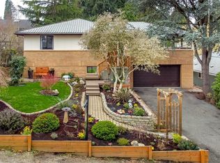 16515 19th Ave SW, Burien, WA 98166