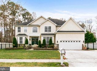 108 Brettwood Dr, Egg Harbor Township, NJ 08234