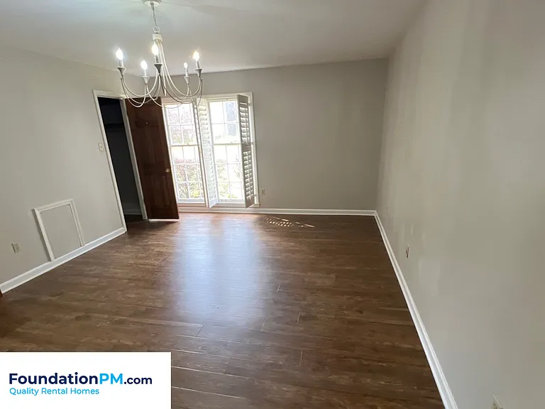 2608 Abercorn Cv — Photo 7