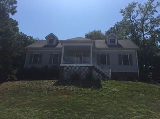 4007 Hamlin Ter, Chester, VA 23831