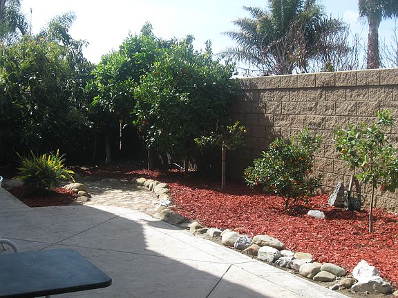 2nd image of 639 Bennett Ave