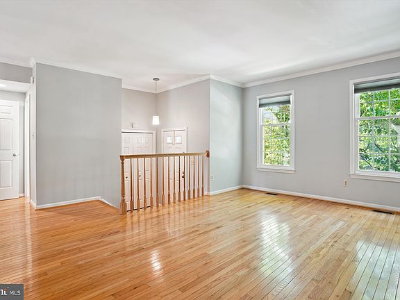 5th image of 3108 Bradford Wood Ct
