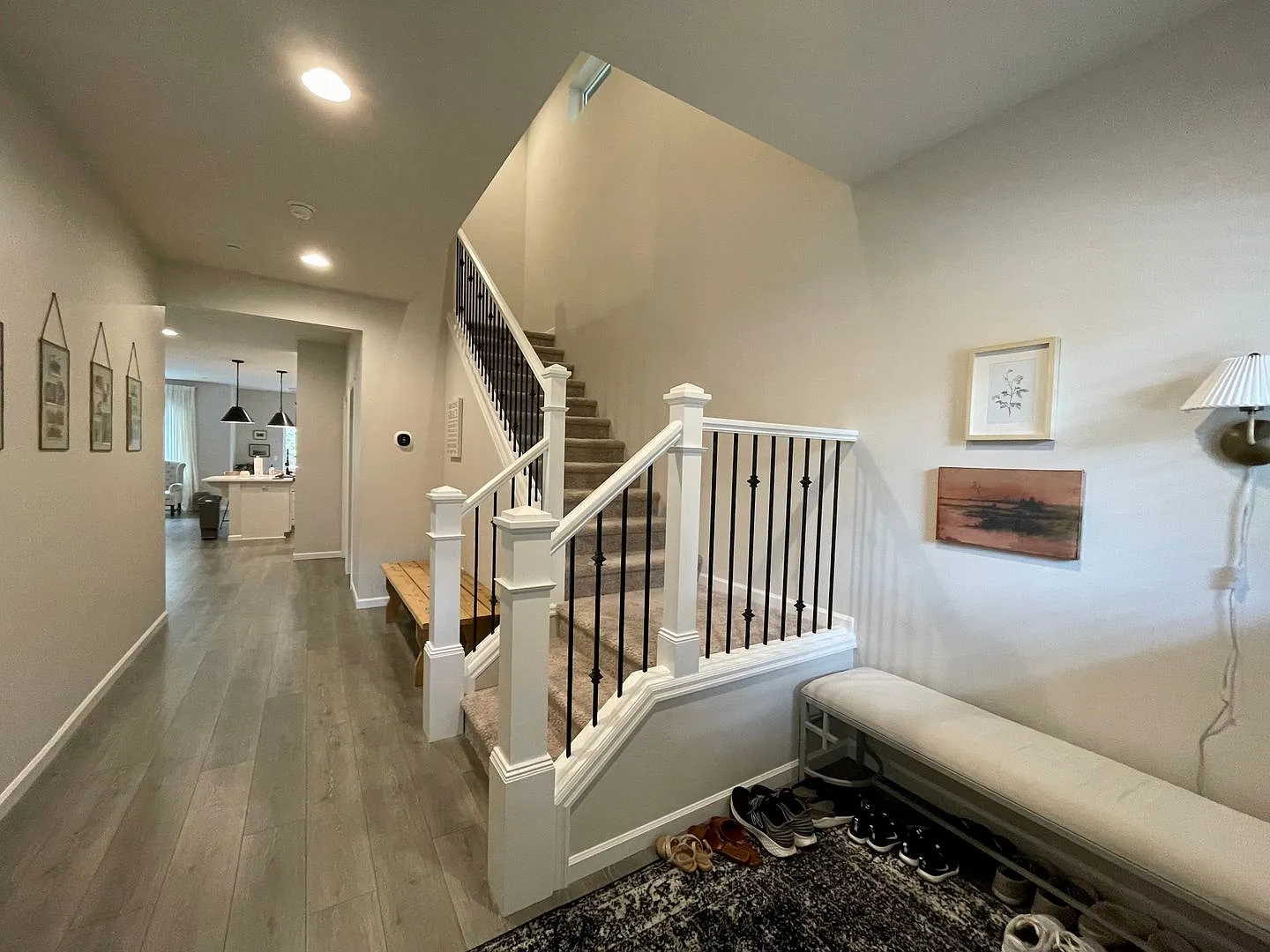 Beautiful Beaverton 5Bd x 3Ba House ~ Near Nike, Intel and Mountainside HS! Low Maintenance Yard! — Photo 3