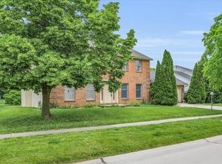 4022 Danbury Dr, Champaign, IL