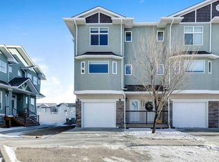 331 W Strathcona Cir, Strathmore, AB T1P 0B1