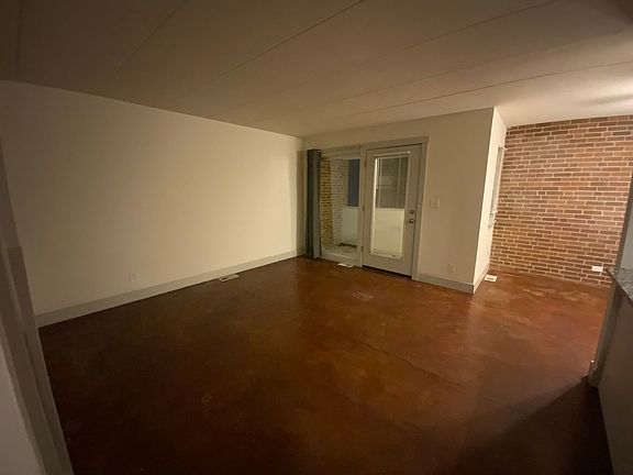 2nd image of 1503 Anthony St #102