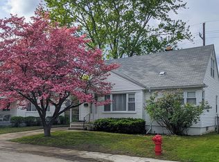 304 Adams Ct, Ferndale, MI 48220