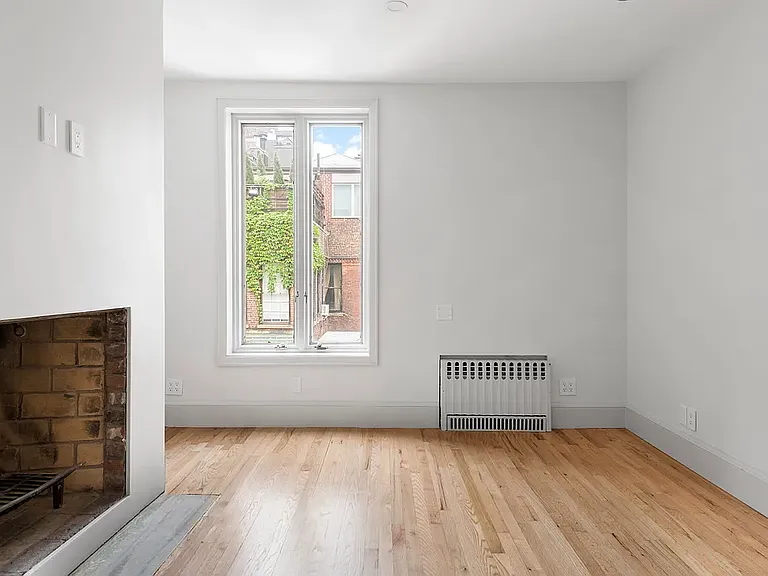 15 E 76th St #4 — Photo 8