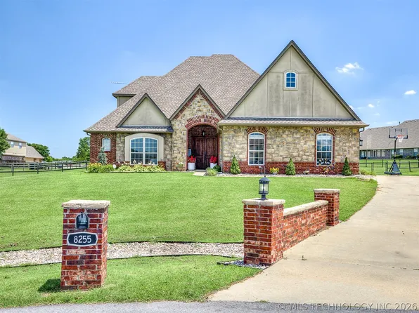 8255 N 70th East Ct, Owasso, OK 74055
